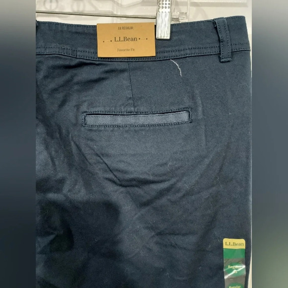 NWT L.L. Bean Navy Blue Lakewashed Chino Pant in Size 18 Regular - Picture 7 of 10